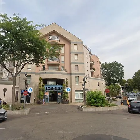 Superbe T5 Hyper Centre- 20' Paris - 10' Cdg 아파트 *
